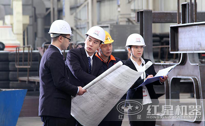 紅星技術(shù)人員為用戶設(shè)計生產(chǎn)方案
