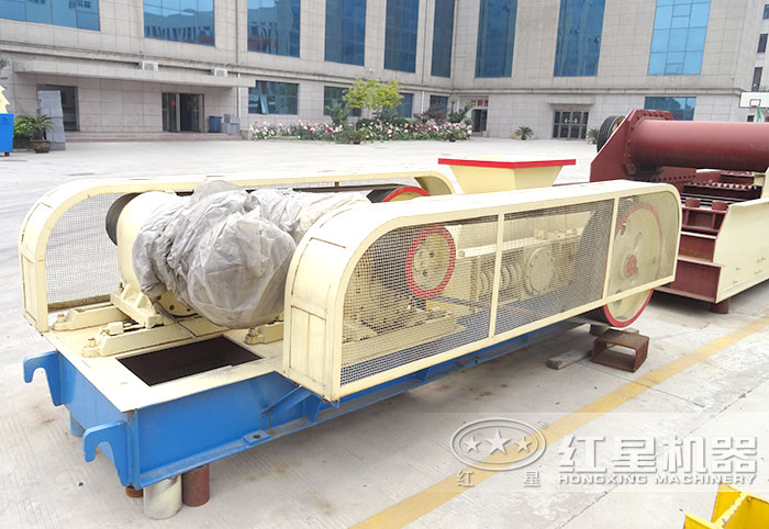 對輥破碎機(jī)